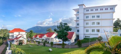 Udumbanchola Resort | The Fog Munnar (Resort & Spa)