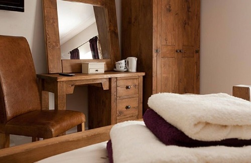 Bonsall Bed & Breakfast | The Fountain Tea Rooms B&B