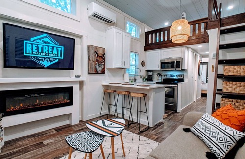 Tracy City House | The FOX Tiny Home @ The Retreat at Water's Edge