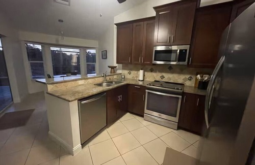 Port Charlotte House | The Funky Chicken Lakefront & Heated Pool