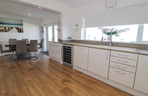 Tywyn Cottage | THE GABLES, pet friendly, country holiday cottage in Tywyn