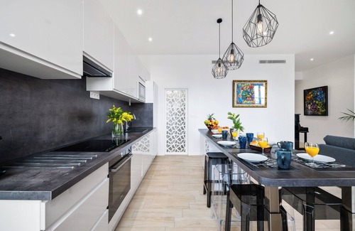 Centre Ville-Gare Apartment | The Gallery 58 - Luxury & Design Appartment on Main Avenue of Nice