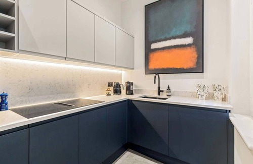 Campden Apartment | The Gallery - Exquisite Apartment, Kensington