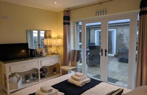 Coleraine Bed & Breakfast | The Garden Room, Portrush