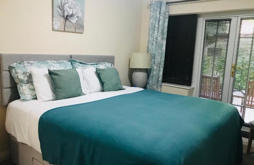 Basingstoke Apartment | The Garden Suite