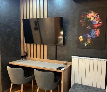 Sarajevska Apartment | THE GATES 105