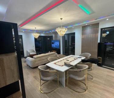 Savski Venac Apartment | THE GATES 1503
