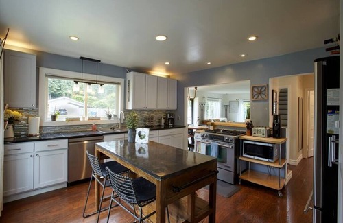 Issaquah House | The Gateway Gathering