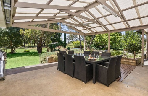 Drysdale House | The Gathering House - Sleeps 18