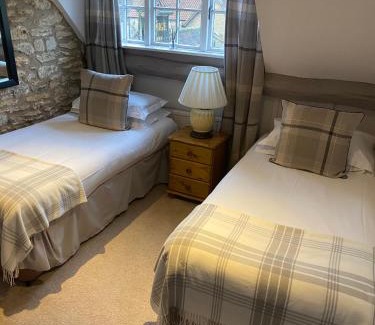 Nunney Hotel | The George at Nunney