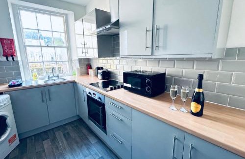 Whitehaven House | The Georgian Townhouse - 4 Bedrooms - Sleeps 9