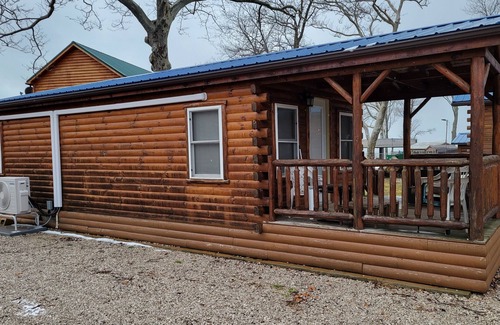 Ashtabula Cabin | The Getaway #15