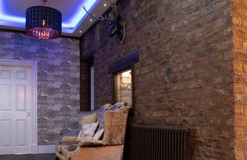 Liverpool House | The Glebe Hotel
