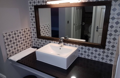 Liverpool House | The Glebe Hotel