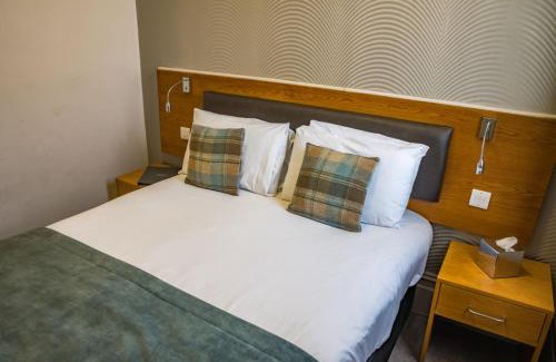Swindon Hotel | The Goddard Arms