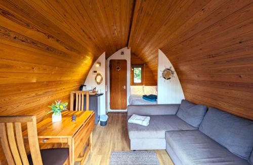 Morecambe Apartment | The Golden Ball Hotel Pods