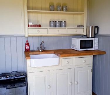 Rushton Spencer Apartment | The Golden Fleece