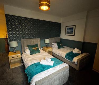 Leyburn Hotel | The Golden Lion Hotel