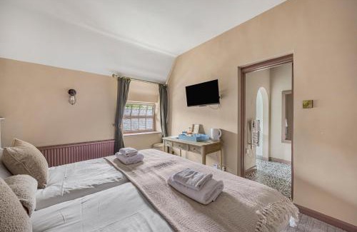 Burford Hotel | The Golden Pheasant Inn