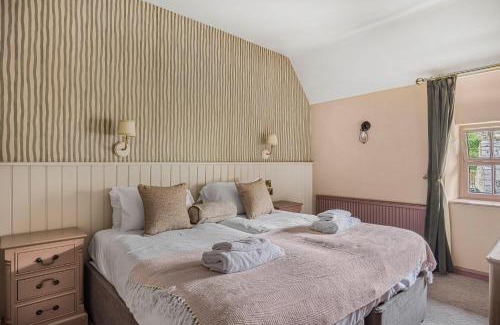 Burford Hotel | The Golden Pheasant Inn