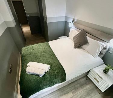 Peckham House | The Goldsmith Residence - 43 - Prime Locaton Rooms