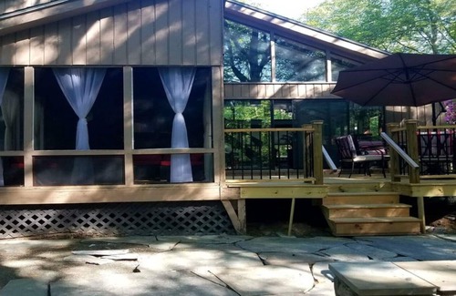 Goshen House | The Goshen Glass Chalet