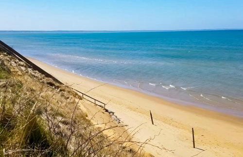 North Eastham House | The Gould Cape House