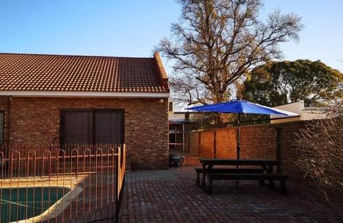 Graaff-Reinet House | The Graaff-Reinet Suites