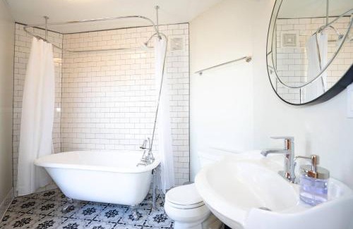 Five Points Apartment | The Grand Curtis