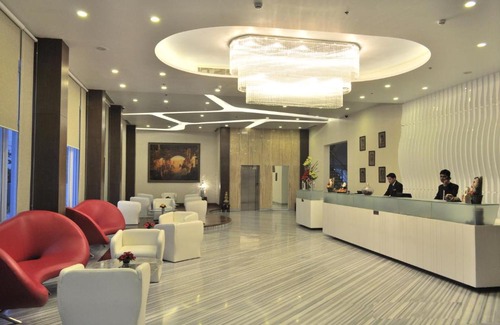 Gomti Nagar Hotel | The Grand JBR