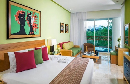 Villa Juarez Hotel | The Grand Mayan 1 Bedroom Suite - Riveria Maya