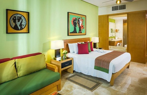 Villa Juarez Hotel | The Grand Mayan 1 Bedroom Suite - Riveria Maya