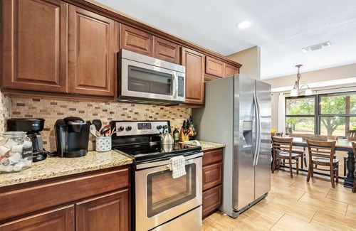 Buchanan Dam House | The Grand Palapa at Blue Sky