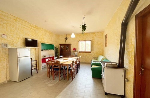 Ricigliano House | ๐ก The grandparents' farmhouse and masseria โฐ ๐งโโ๏ธ๐ฎ๐๐ณ