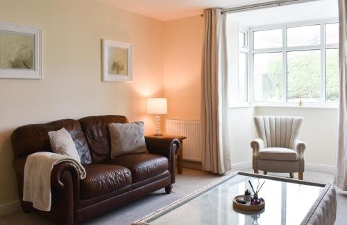 Newton Aycliffe House | The Graph's Gaff