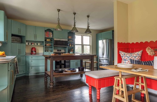Kerhonkson House | The Grateful Woods Farmhouse w/Hot Tub & Fire Pit
