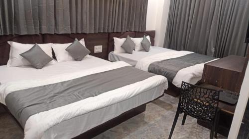 Dholka Hotel | The Gravity Hotel