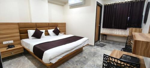 Dholka Hotel | The Gravity Hotel
