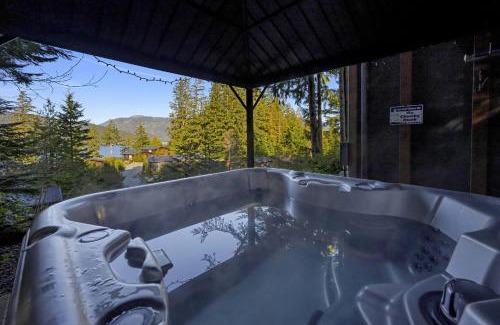Port Renfrew House | The Great Escape - Port Renfrew & Bunkhouse