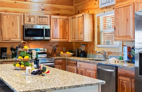 Sevierville Cabin | The Great Smoky Haven by Ghosal Luxury Lodging