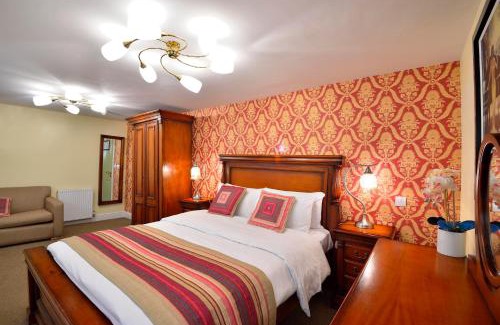 Wellington Hotel | The Green Dragon