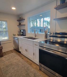Roper House | The Green Heron Waterfront Albemarle Sound