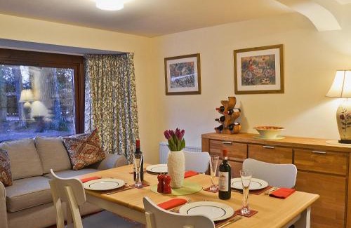 Rattray House | The Gregorton Coachhouse
