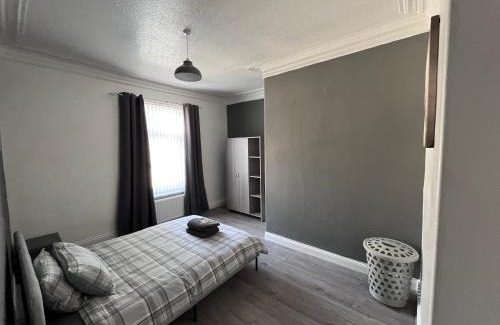 Blyth Apartment | The Grey House