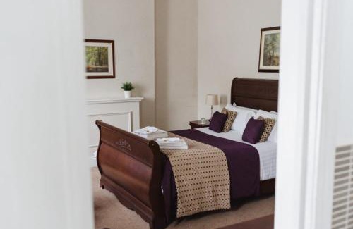 Cromford Hotel | The Greyhound Hotel Cromford