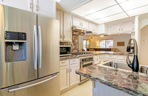 Desert Hot Springs House | The Grotto- 5bd/4ba-Waterfalls-Pool-Spa-Games Room-Secluded Acreage