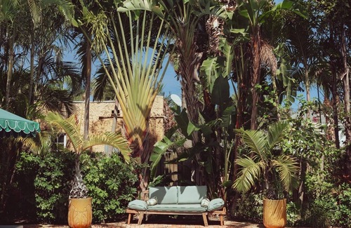 Palm Beach - West Palm Beach Villa | The Grove Club: Palm Beach elegance, heated pool