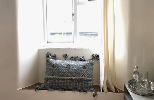 Aveton Gifford Cottage | THE GUEST COTTAGE, family friendly, with a garden in Aveton Gifford