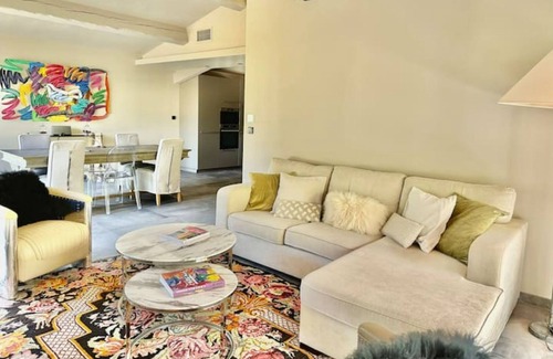 Grand Sud House | The Guest House