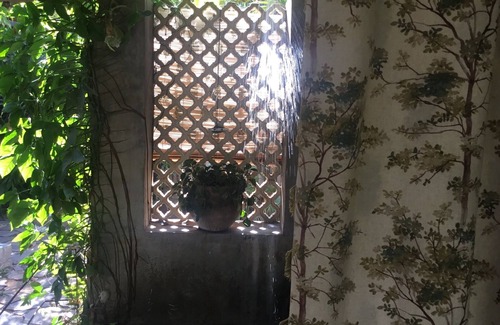 Santa Cruz Cottage | The Guest House St Cuz - a safe place to detox and decompress